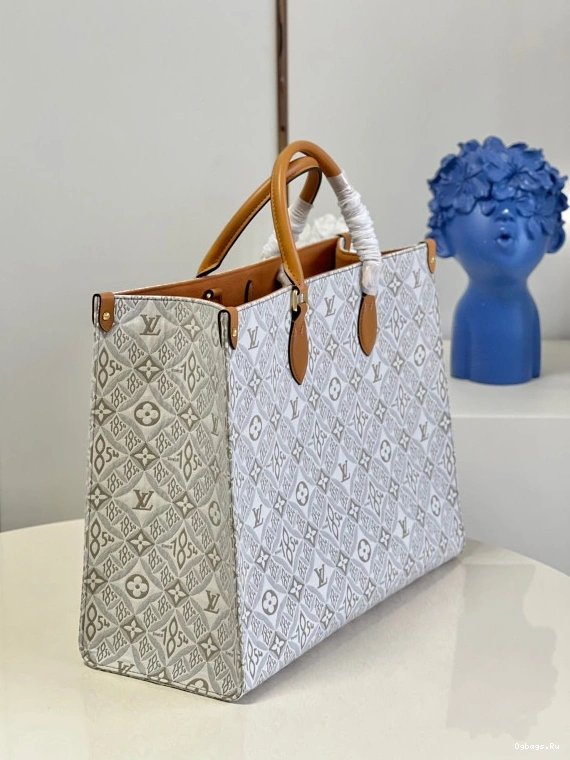 ONTHEGO GM LOUIS VUITTON 0101